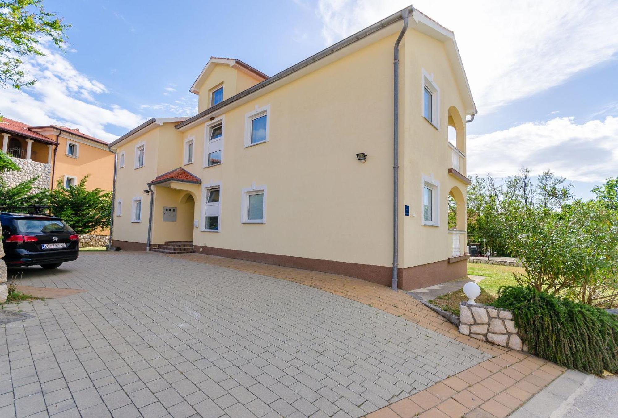 Apartments Alex Lopar Buitenkant foto